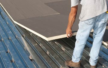 benefits of insulating North Elkington flat roofing
